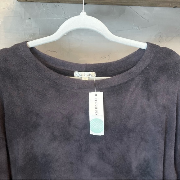 NEW Nine Britton Super Soft Black Charcoal Crewneck Top size M - Picture 3 of 11